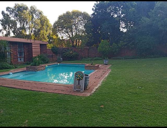 4 BEDROOM HOUSE FOR SALE IN GHOLFSIG